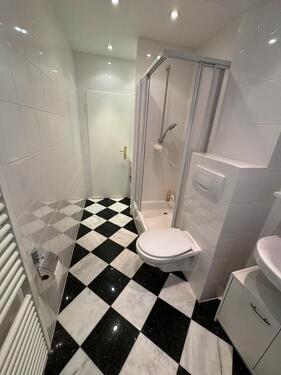 Foto - 2 Zimmer Erdgeschoßwohnung zur Miete in Frankfurt am Main