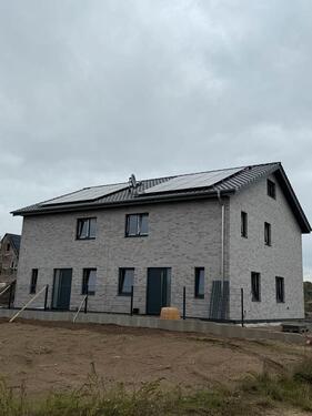 Foto - Moderne Neubau-Doppelhaushälfte-Erstbezug ab 01.01 oder 01.02.26