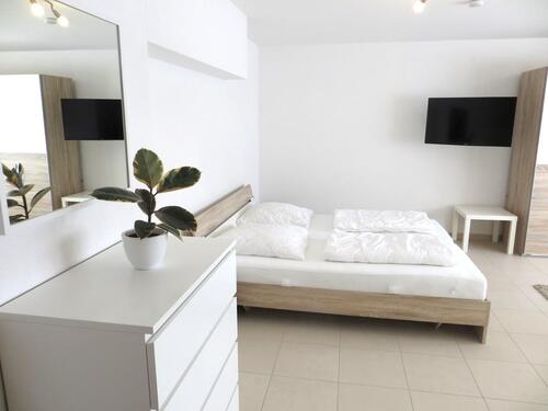 Foto - Modern möbliertes, helles Apartment in WaldbüttelbrunnWürzburg