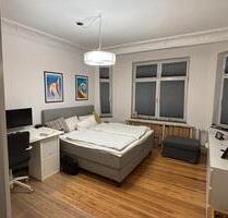 Moderne Zwei-Zimmer Altbauwohnung zu verkaufen - Kiel Gaarden-Ost