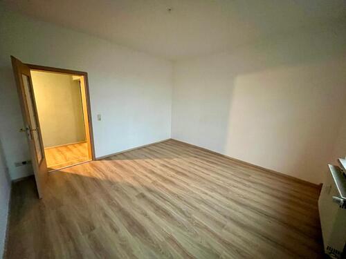 Foto - 2-Raum Wohnung zu vermieten - 270,00 EUR Kaltmiete,