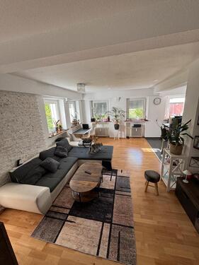 Foto - 3 Zimmer Wohnung - 650,00&nbsp;EUR Kaltmiete, ca.&nbsp; 80,00&nbsp;m&sup2;