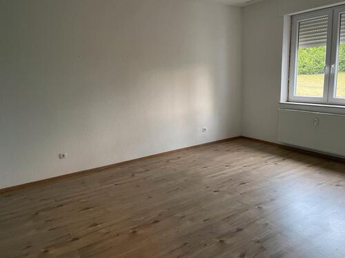 Foto - 3 Zimmer Erdgeschoßwohnung zur Miete in Straßenhaus