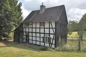 Foto - Freistehendes Fachwerkhaus im Essener SüdenStadtgrenze Velbert