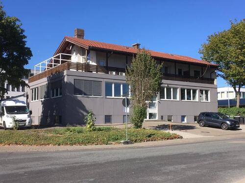 Foto - Büro mit 4 Räumen, 127 qm, Fußbodenh., Klimaanl., provisionsfrei