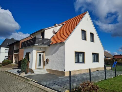 Foto - Einfamilienhaus in ruhiger Siedlung