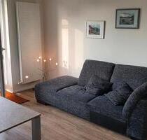 schöne, möblierte, 2021 kernsanierte 2-Zimmerwohnung mit Terrasse - Ansbach