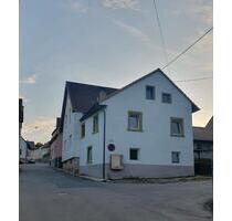 Doppelhaushälfte in Seenähe - 190.000,00&nbsp;EUR Kaufpreis, ca.&nbsp; 96,90&nbsp;m&sup2; in Eppingen (PLZ: 75031)