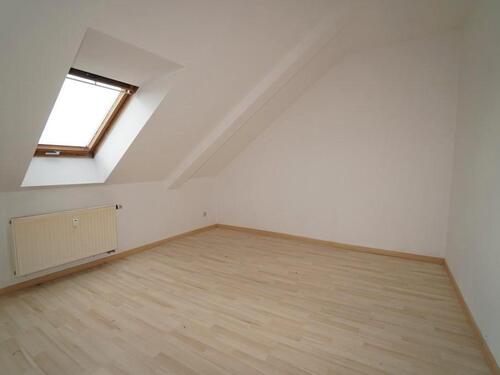 Foto - 2 Zimmer Dachgeschoßwohnung zur Miete in Rositz