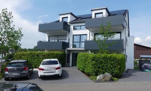 Foto - Vermietung DG- Wohnung - 890,00&nbsp;EUR Kaltmiete, ca.&nbsp; 60,00&nbsp;m&sup2;