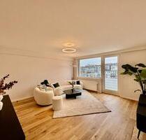 Bezugsfreie 2-Zimmer-Wohnung mit Balkon: Erstbezug nach Sanierung - Düsseldorf Pempelfort