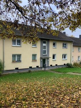 Foto - Ab sofort: Frisch renovierte 3,5-Raum-Wohnung mit eigener Terrasse