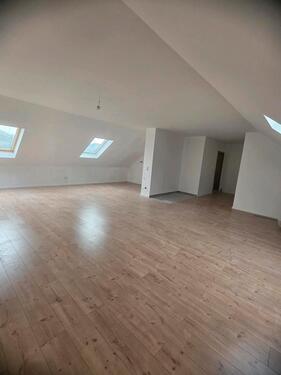 Foto - 3 Zimmer küche Bad - 800,00&nbsp;EUR Kaltmiete, ca.&nbsp; 120,00&nbsp;m&sup2;