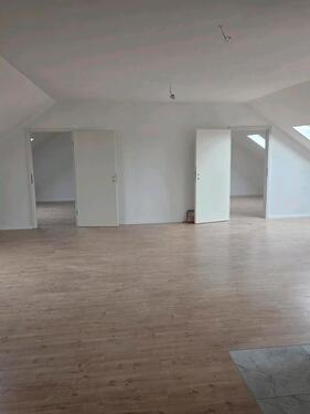 Foto - 3 Zimmer Dachgeschoßwohnung zur Miete in Bechhofen