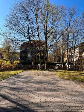 Foto - Stellplatz PKW - 60,00&nbsp;EUR Miete,