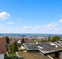 2-Zimmer Dachgeschosswohnung mit 2 Balkonen und TG in Wendlingen - Wendlingen am Neckar