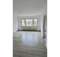 +++ renovierte 3 Zimmer-Wohnung mit Balkon in EssenRüttenscheid +++