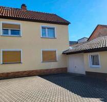 Haus mit 2 Wohneinheiten - 135.000,00&nbsp;EUR Kaufpreis, ca.&nbsp; 171,50&nbsp;m&sup2; in Marktrodach (PLZ: 96364)