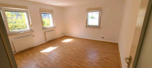 Foto - 65m², 3ZKB Erdgeschoss Wohnung am Ende der Friedrich Ebert Straße