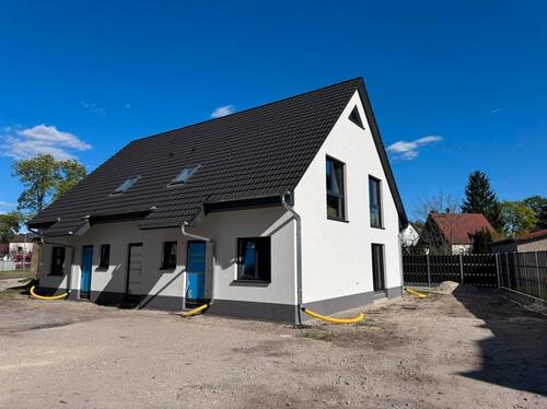 Foto - Erstbezug in Dabendorf: 5 Zimmer, 117m² Grundfläche & Garten