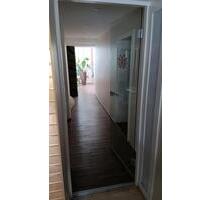 Attraktive Gewerbefläche Kosmetik ,Massage - Freiburg im Breisgau Betzenhausen