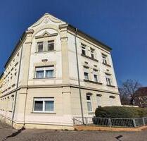 schöne und geräumige 2,5-Raum Wohnung zu vermieten - Burg