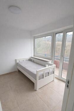 Foto - Charmante 2-Zimmer-Wohnung mit Balkon und neuer Einbauküche