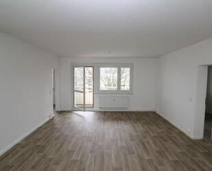 Platz für die ganze Familie...große 4-RW mit Wanne u. Balkon!!! - Freiberg