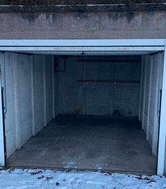 Foto - Garage in Weißenfels West mit Licht und Strom zu vermieten