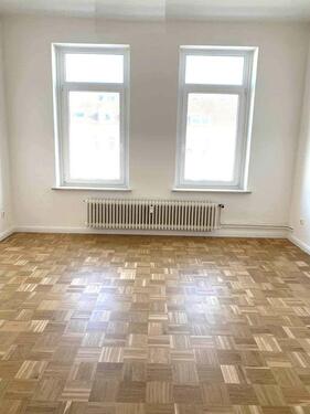 Foto - Sonnige 4-Zimmer Altbauwohnung - 1.375,00&nbsp;EUR Kaltmiete, ca.&nbsp; 95,00&nbsp;m&sup2;