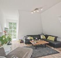 Gemütliche 2-Zimmer-Dachgeschosswohnung mit Balkon - Wildeshausen