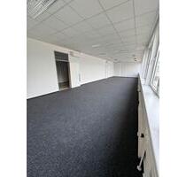 72m² Büro mit Klima, Parkplatz, Kantine, Glasfaser in Magdeburg