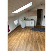 Ein Zimmer Mietwohnung - 680,00&nbsp;EUR Kaltmiete, ca.&nbsp; 50,00&nbsp;m&sup2; in Waging am See (PLZ: 83329) Fisching