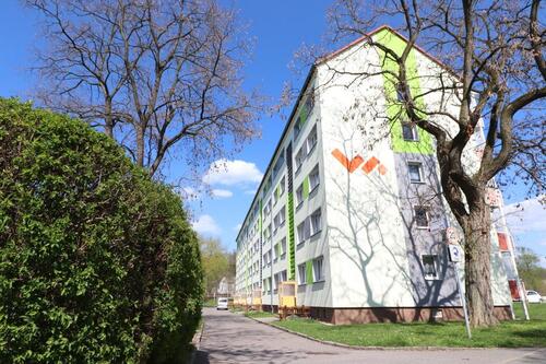 Foto - Geräumige, helle 2-Raum-Wohnung mit Balkon und Blick über Park