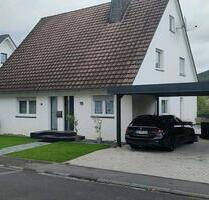 Haus zum Verkauf - 420.000,00&nbsp;EUR Kaufpreis, ca.&nbsp; 200,00&nbsp;m&sup2; in Kirchhundem (PLZ: 57399)