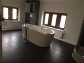 Foto - Wohnen wie im Schloß - 3 Zi.-Whg. mit Balkon, Kachelöfen und großem Garten
