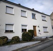 Haus zu verkaufen - 250.000,00&nbsp;EUR Kaufpreis, ca.&nbsp; 160,00&nbsp;m&sup2; in Polsingen (PLZ: 91805)