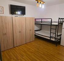 Möblierte 3 Zimmer Wohnung zu vermieten - Mönchengladbach