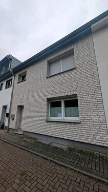 Foto - Haus Duisburg Beeckerwerth direkt am Rhein zu verkaufen