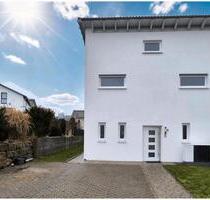 DHH Immobilien - 480.000,00&nbsp;EUR Kaufpreis, ca.&nbsp; 134,00&nbsp;m&sup2; in Bühlertann (PLZ: 74424)