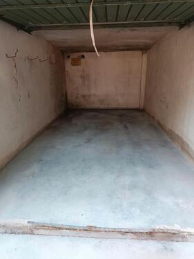 Foto - GarageStellplatz für Bastler & Handwerker in Erlangen