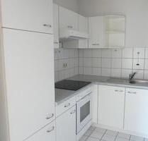 gepflegte 2-Zimmer Wohnung mit Einbauküche und Balkon am Mannichswalder Platz in Crimmitschau