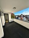 Foto - Neuwertige 3-Zimmer-Wohnung mit großem Balkon und hochw. EBK