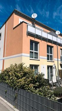 Foto - Modernes Reihenendhaus in familienfreundlicher Lage in Adelsdorf