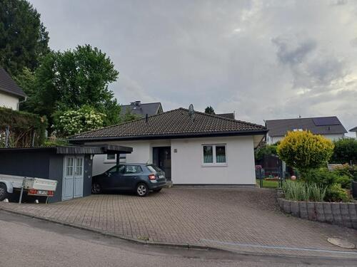 Foto - MAKLERFREI - Freistehender Bungalow Lindlar Frielingsdorf