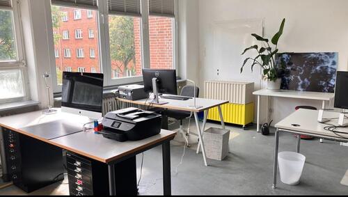 Foto - Büroplatz Coworking - mit Fotostudio Nutzung in AltonaIkea Nähe