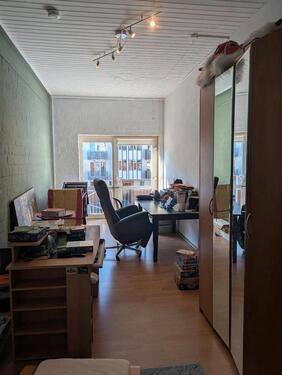 Foto - Sehr große WG-geeignete 6,5-Zimmer-Wohnung