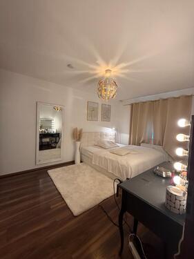 Foto - Möblierte 2-Zimmer-Wohnung (65 qm) in Köln-Marsdorf