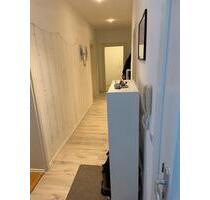 01.05 Schöne 3 Zimmer Wohnung in zentraler Lage WG geeignet - Flensburg Falkenberg