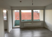Foto - ~ERSTBEZUG nach Renovierung ~ - 399,00&nbsp;EUR Kaltmiete, ca.&nbsp; 48,02&nbsp;m&sup2;